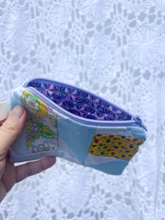 Daisy Daydream Mini Zipper Pouch