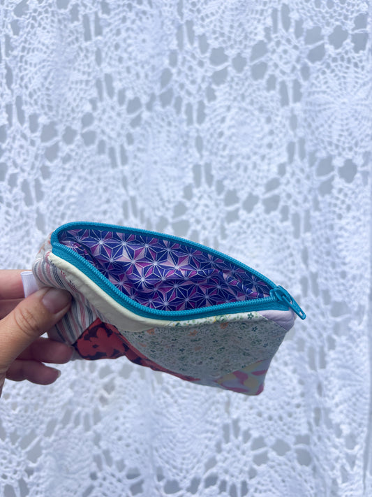 Ditsy Floral Mini Zipper Pouch