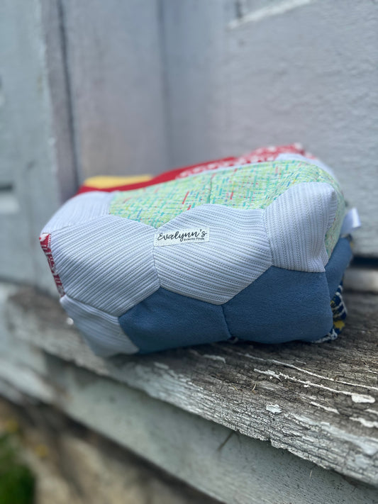 Hexigon Quilt Boxy Bag