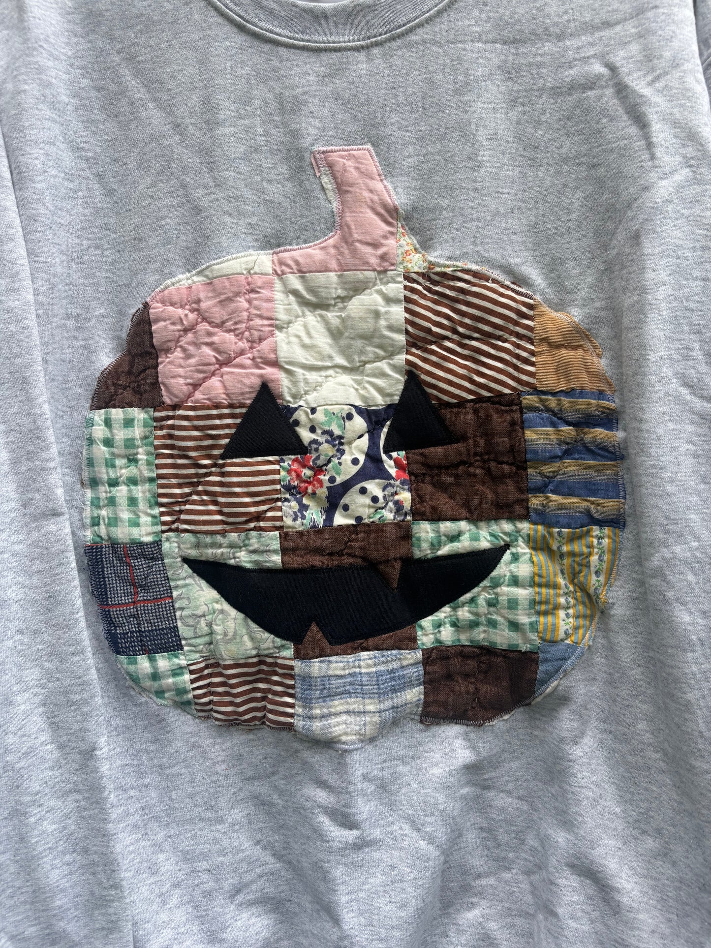 Julia Jack-O-Lantern - Medium